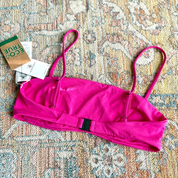 NWT Volcom Simply Seam Croplette Swim Top Fuschia Small - Picture 5 of 6